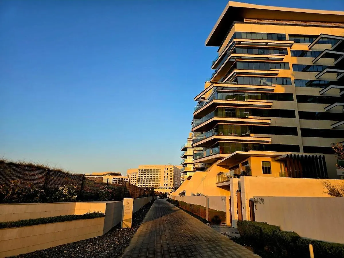 Meadows Living Mayan 1 - Studio Apartment Abu Dhabi United Arab Emirates