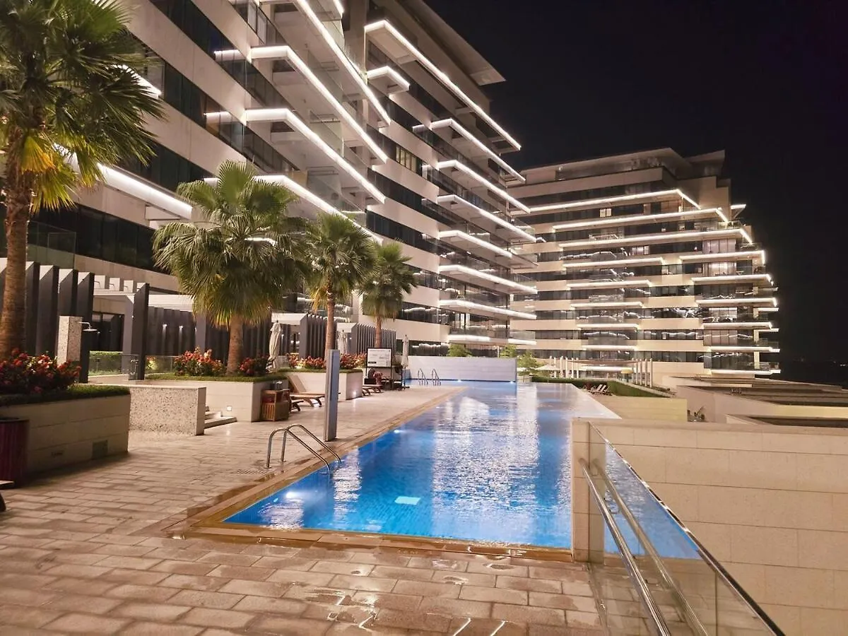 Meadows Living Mayan 1 - Studio Apartment Abu Dhabi